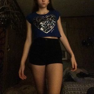 Cropped blue heart top